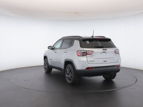 New 2026 Jeep Compass Limited image 20