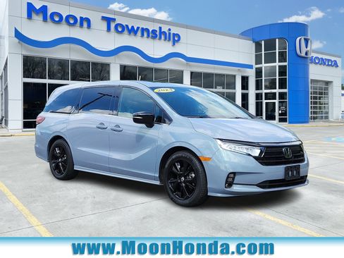 Used 2023 Honda Odyssey Sport image 1