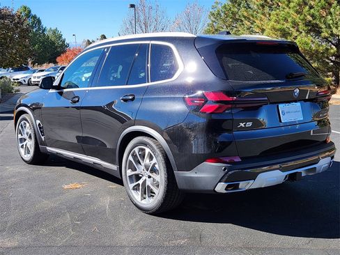New 2026 BMW X5 xDrive50e image 3