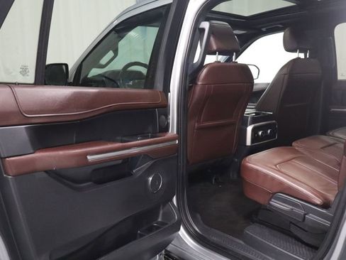 Used 2022 Ford Expedition Max Limited AWD/4WD image 12