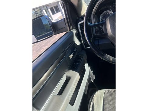 Used 2018 RAM 3500 Big Horn AWD/4WD image 11