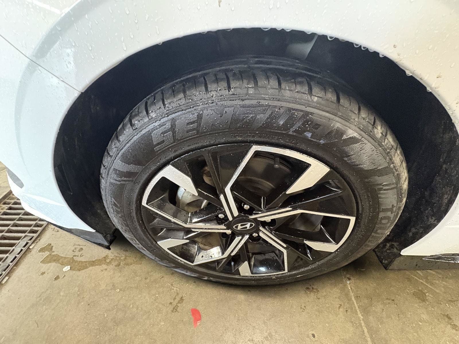 Used 2025 Hyundai Sonata SEL FWD image 11