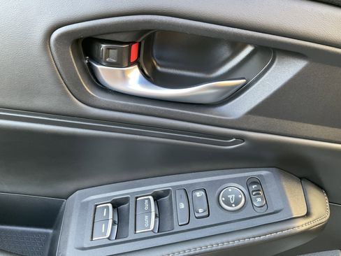 Used 2024 Honda Accord Sport image 25