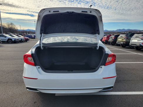 Used 2018 Honda Accord EX-L image 11