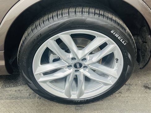 Used 2018 Audi Q7 3.0T Prestige AWD/4WD image 31