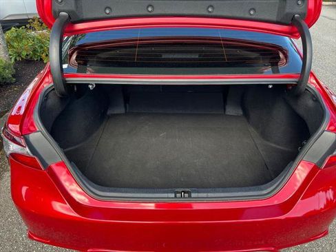 Certified 2021 Toyota Camry SE FWD image 10