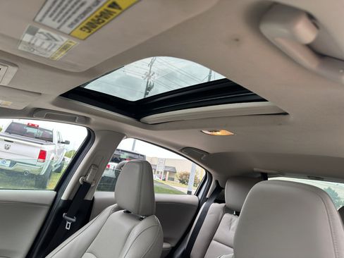 Used 2021 Honda HR-V EX-L image 14