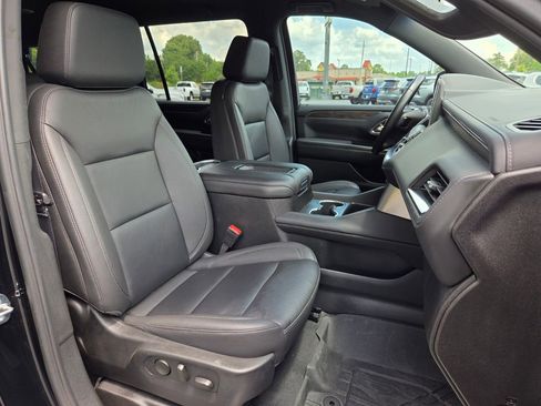 Used 2024 Chevrolet Suburban Z71 AWD/4WD image 22