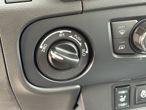 New 2026 Nissan Frontier SV w/ SV Convenience Package image 14