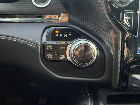 Used 2022 RAM 1500 Limited w/ Cold Weather Group image 27