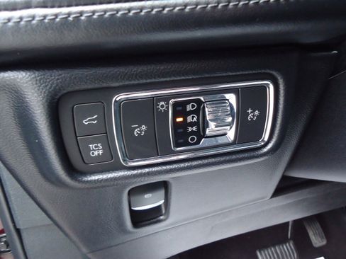 Used 2021 Lincoln Nautilus Standard w/ Equipment Group 101A image 20