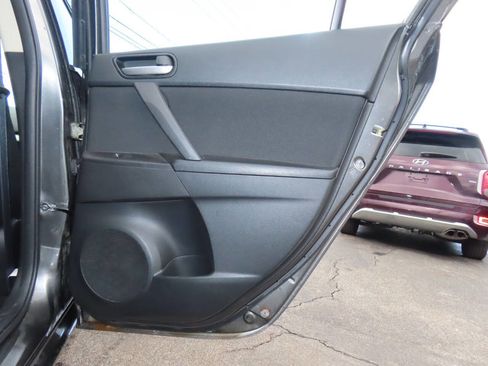 Used 2012 MAZDA MAZDA3 i Touring image 38