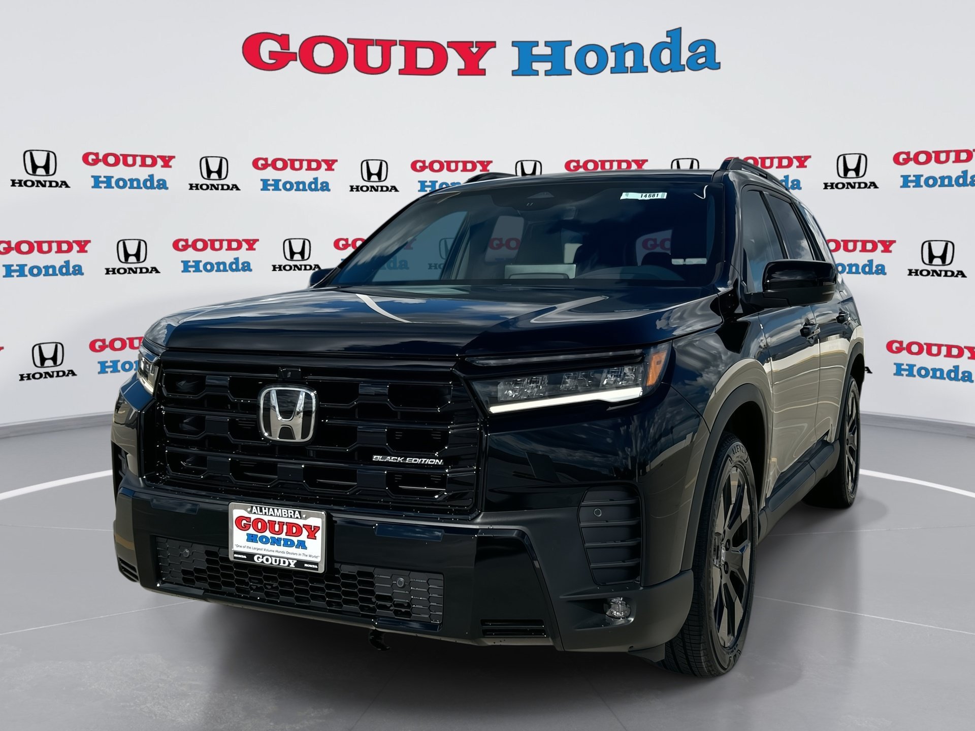 New 2026 Honda Pilot Black Edition image 1