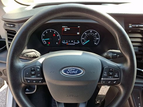 Used 2024 Ford Transit 350 XLT RWD image 21