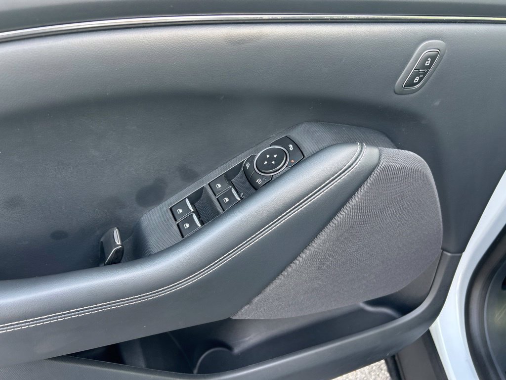 Used 2022 Ford Mustang Mach-E Select AWD/4WD image 35