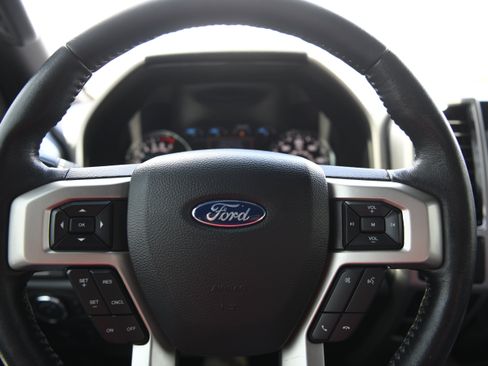 Used 2020 Ford F150 Lariat AWD/4WD image 22