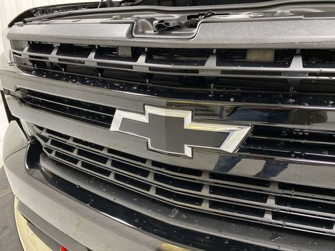 Used 2022 Chevrolet Silverado 1500 LT Trail Boss image 26