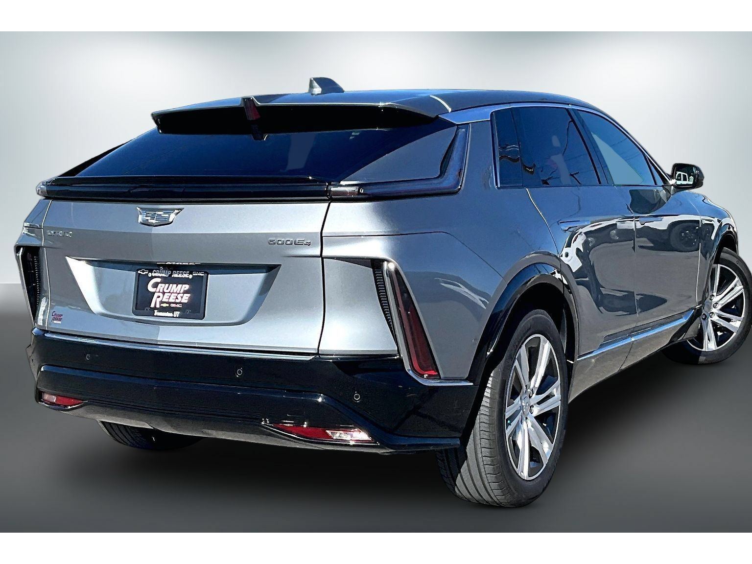 Used 2024 Cadillac Lyriq Tech w/ Driver Assist Package AWD/4WD image 6