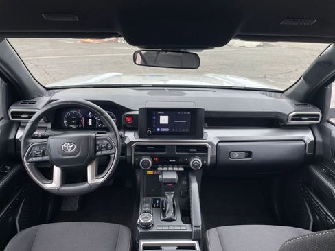 Used 2025 Toyota 4Runner TRD Off-Road image 33