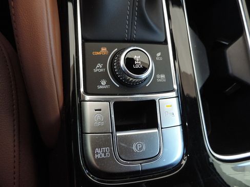 Used 2024 Kia Telluride EX X-Line AWD/4WD image 23