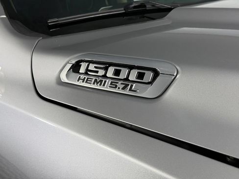 Used 2020 RAM 1500 Laramie AWD/4WD image 15