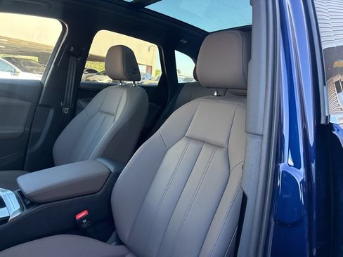 Certified 2025 Audi Q5 Premium w/ Convenience Package AWD/4WD image 13