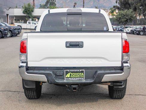 Used 2023 Toyota Tacoma TRD Off-Road image 7