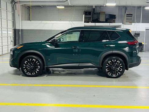 New 2026 Nissan Rogue SV FWD image 13