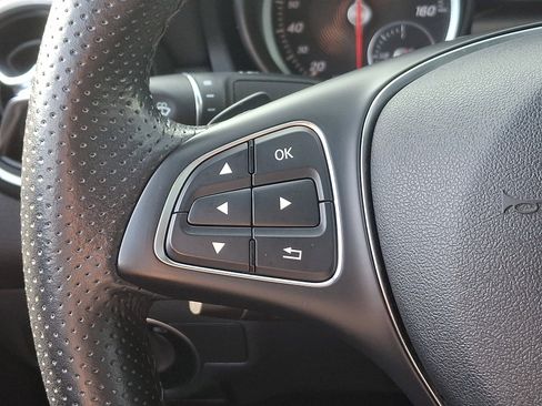 Used 2019 Mercedes-Benz CLA 250 4MATIC image 22