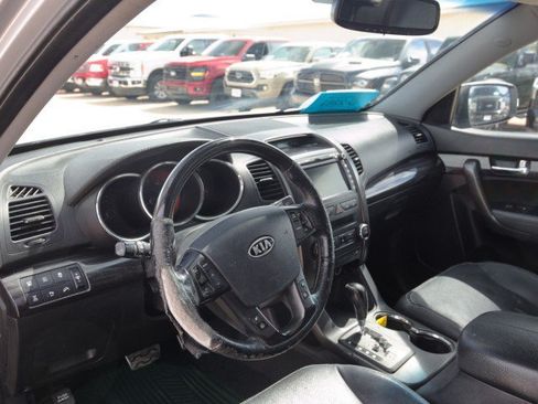 Used 2012 Kia Sorento SX w/ SX Premium Pkg AWD/4WD image 16