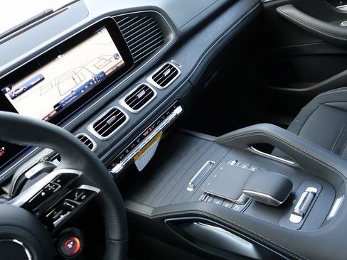 New 2026 Mercedes-Benz GLE 53 AMG 4MATIC image 22