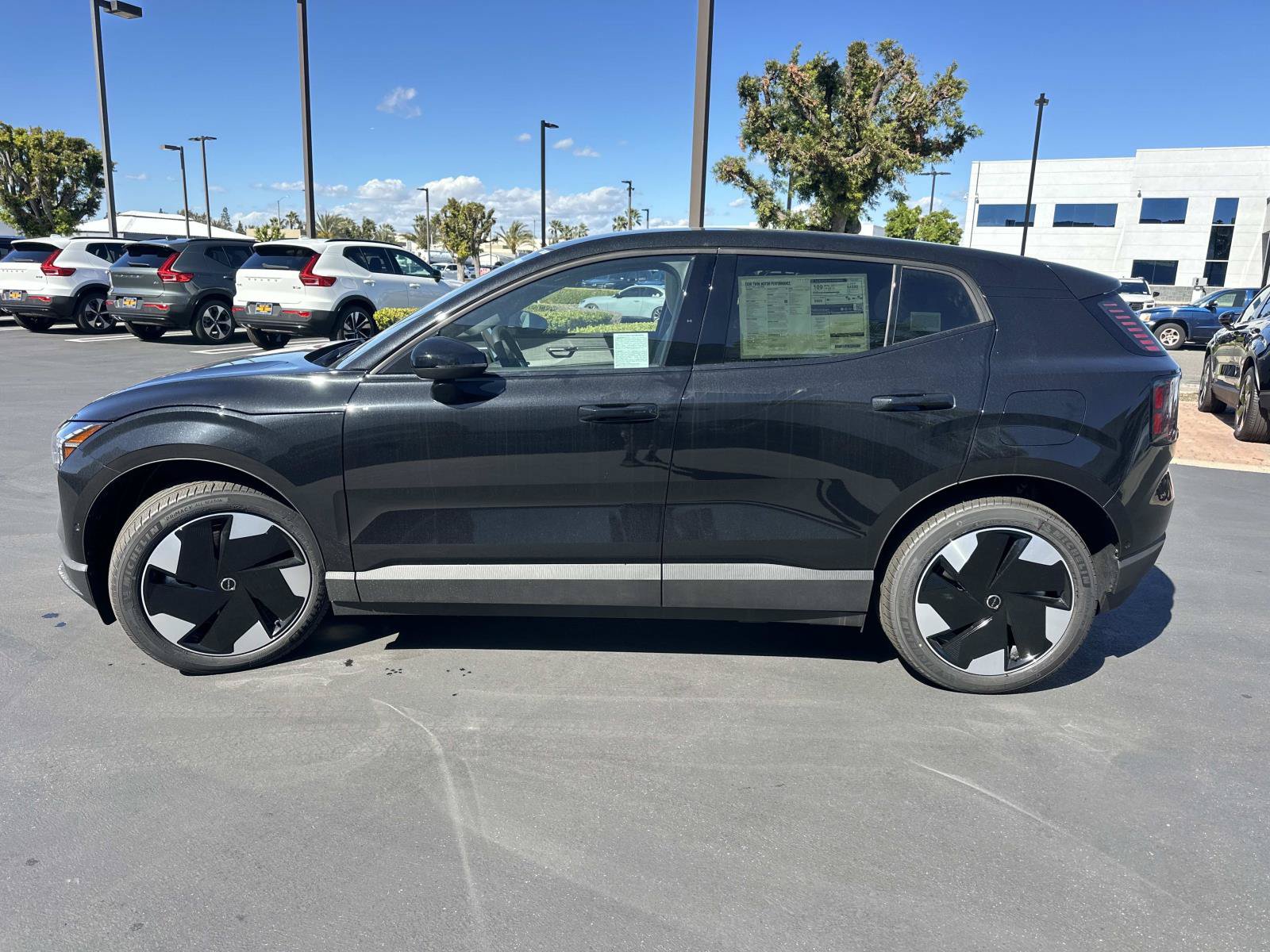 New 2026 Volvo EX30 Ultra AWD/4WD image 4