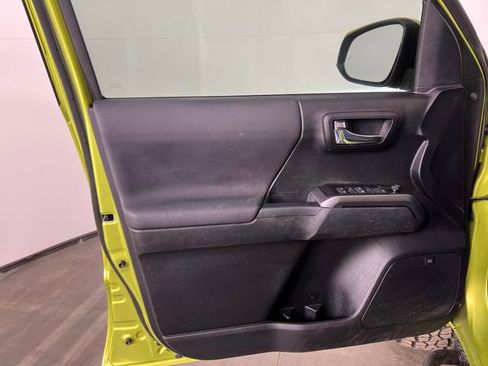 Used 2022 Toyota Tacoma TRD Pro image 16