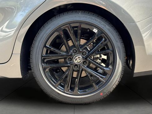 New 2026 Toyota Camry SE FWD image 32