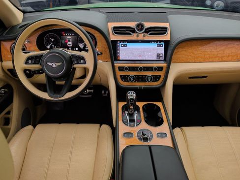 Used 2021 Bentley Bentayga Speed AWD/4WD image 4
