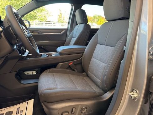 New 2026 GMC Acadia Elevation w/ LPO, Floor Liner Package image 3