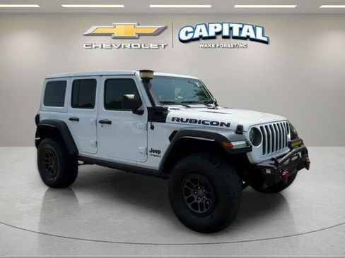 Used 2022 Jeep Wrangler Unlimited Rubicon w/ Xtreme Recon 35" Tire Package AWD/4WD image 8