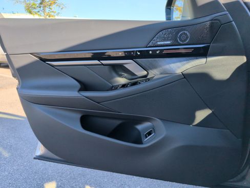 New 2026 BMW 530i w/ Premium Package RWD image 28