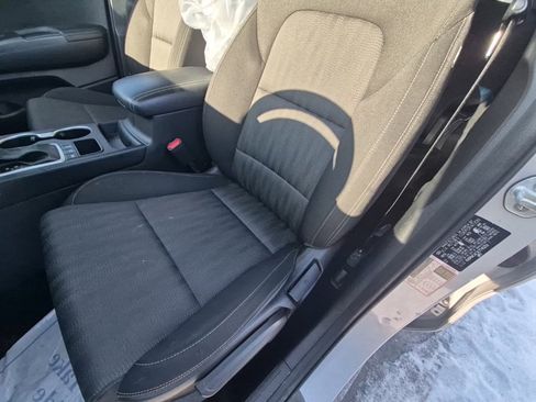 Used 2020 Kia Sportage LX image 11