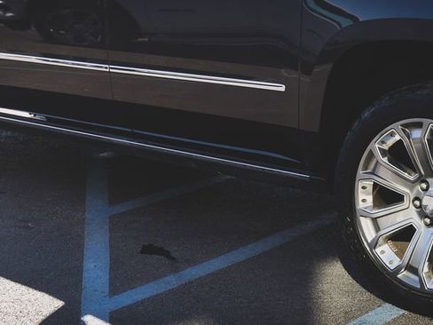 Used 2016 GMC Yukon XL Denali w/ Open Road Package image 7