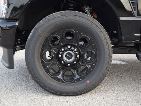 New 2026 Ford F250 Lariat w/ Black Appearance Package image 25