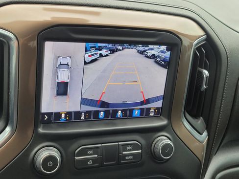 Used 2022 Chevrolet Silverado 3500 High Country w/ Technology Package AWD/4WD image 26