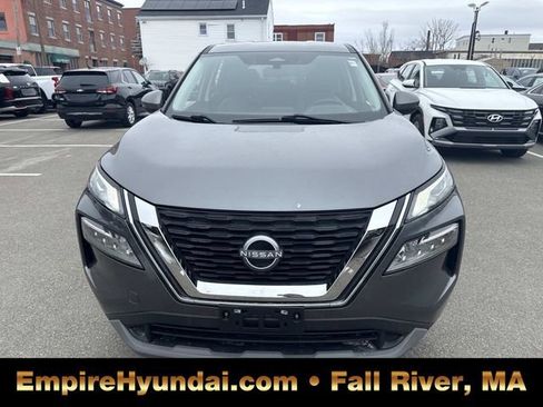 Used 2022 Nissan Rogue SV image 10