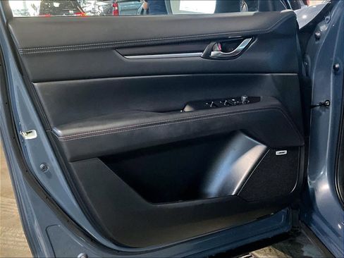 Used 2021 MAZDA CX-5 Carbon Edition image 9
