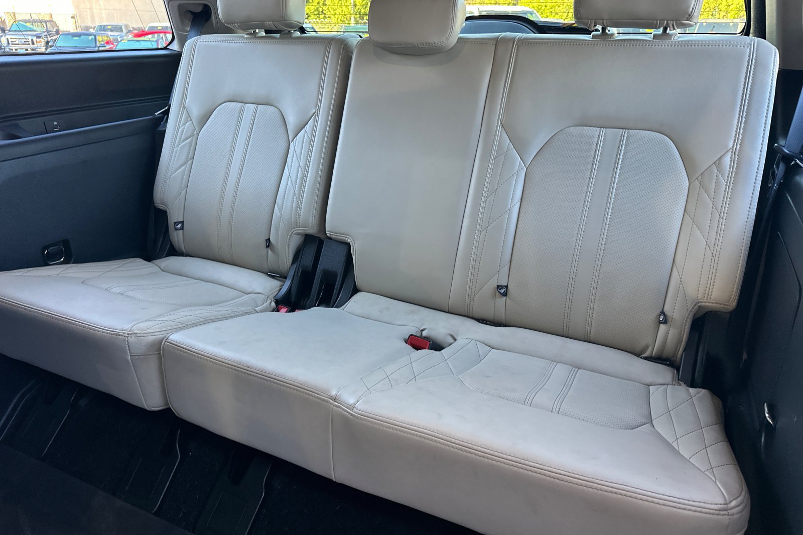 Used 2021 Ford Expedition Platinum AWD/4WD image 14