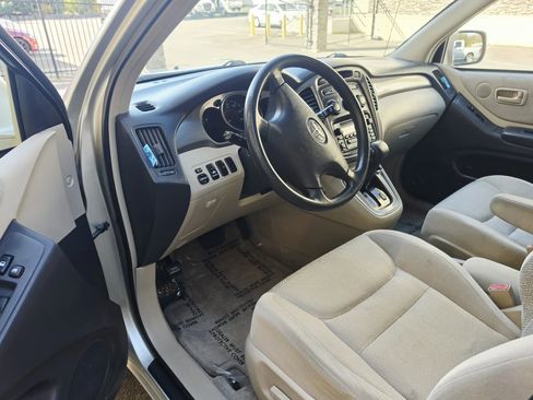 Used 2001 Toyota Highlander 4WD V6 image 9