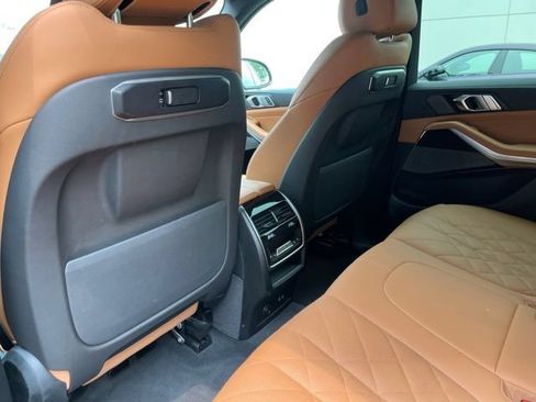 Used 2026 BMW X5 xDrive40i w/ Premium Package AWD/4WD image 8
