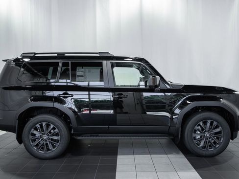 New 2027 Toyota Land Cruiser AWD/4WD image 3