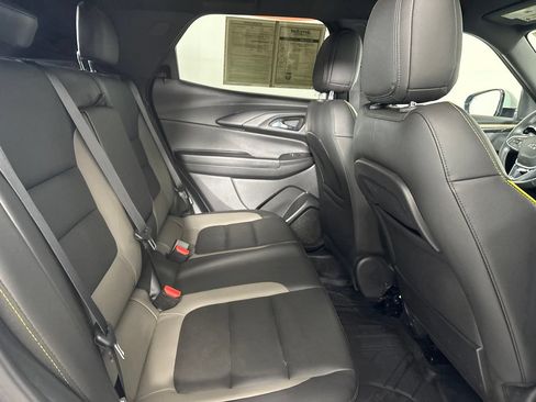 Used 2025 Chevrolet TrailBlazer ACTIV w/ Convenience Package AWD/4WD image 26