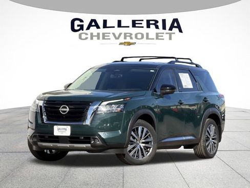 Used 2022 Nissan Pathfinder Platinum w/ Cargo Package image 1
